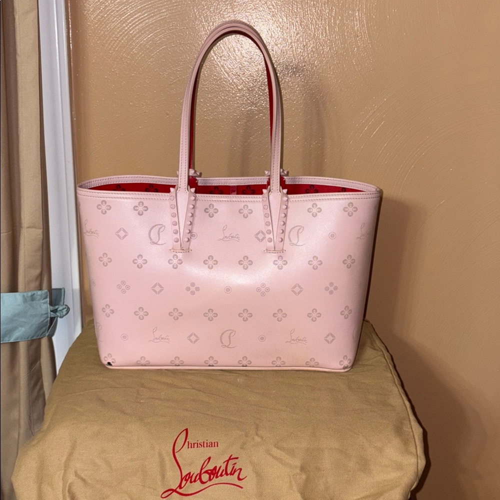 Christian Louboutin Light Pink Tote with Red Interior - Picture 4 of 16